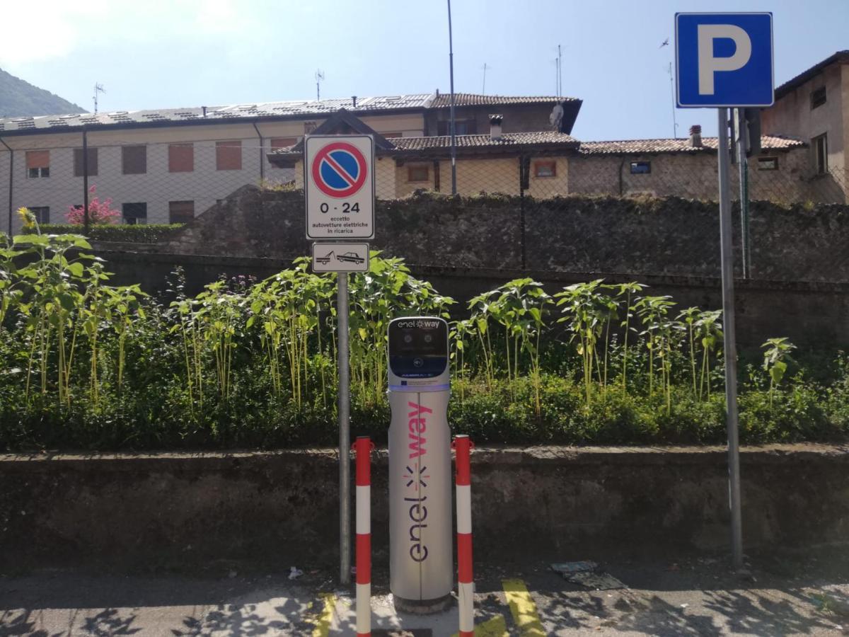 Aros Mountain Lake Iseo Hospitaliy Pisogne Bagian luar foto